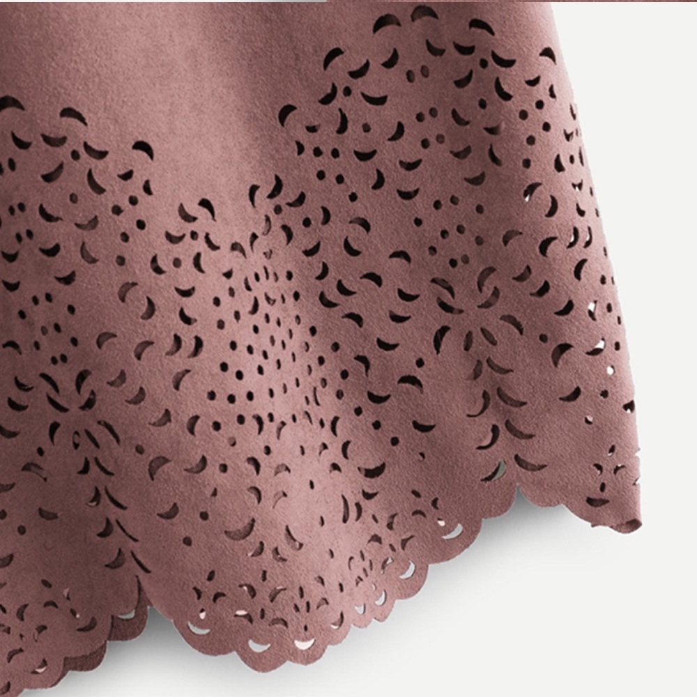 1 Left! Spring Faux Suede Mauve Cut Out Tee - Picture 4 of 5